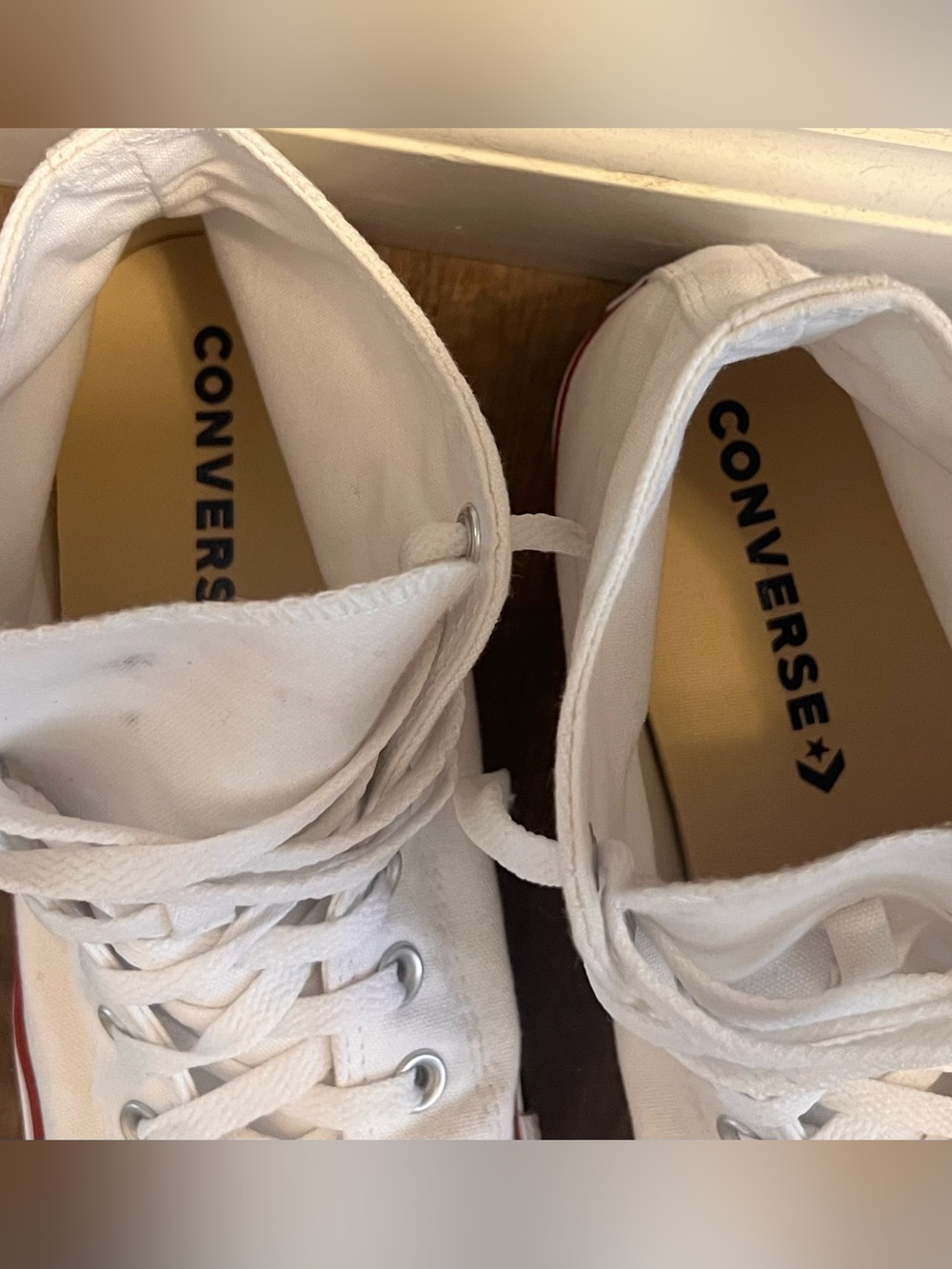 Converse White High-Top Sneakers with Red Stripe-UNISEX- Men’s 7.5, Womans 9.5 - Picture 2 of 6